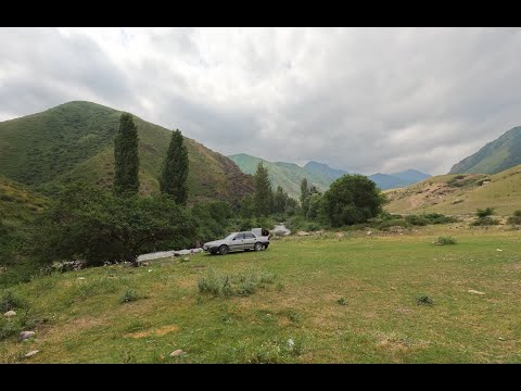 Видео: OVERNIGHT IN A BEAUTIFUL MOUNTAIN GORGE, CAMPING / НОЧЁВКА В КРАСИВОМ ГОРНОМ УЩЕЛЬЕ, КЕМПИНГ