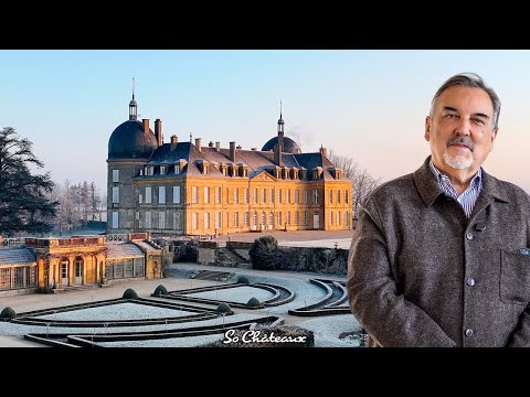 Видео: Приватный тур по шато французского продюсера ТВ | Искусство, декор и реставрация
