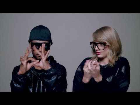 Видео: Женя Вилль - Странные Танцы (Dj Kapral Remix) A.Ushakov