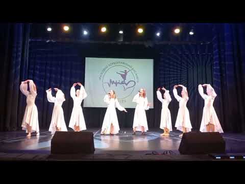 Видео: «Аллилуя» муз.Л.Коена,адапт.пер.Б.Базими.Виконують Варвара Гориславець ,Марʼяна Цуркан. «Зозуленька»