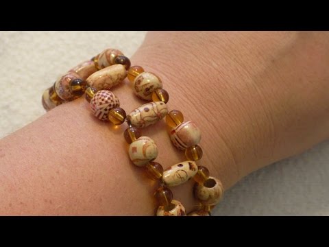 Видео: Браслет из Деревянных Бусин / Wood Bead Stretch Bracelet