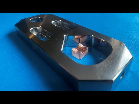 Видео: Твердая фрезеровка V-образного блока