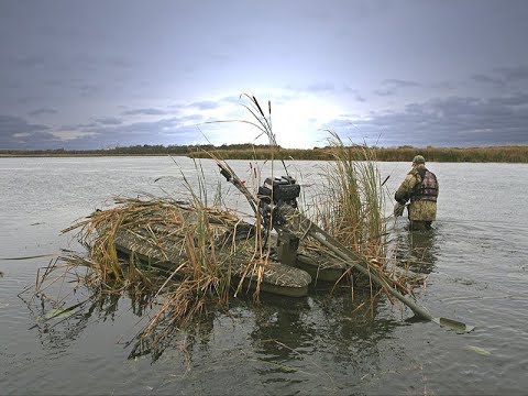 Видео: Лодка болотоход не перестает удивлять. Новинка 2019. Модификация мотора. Удачная охота