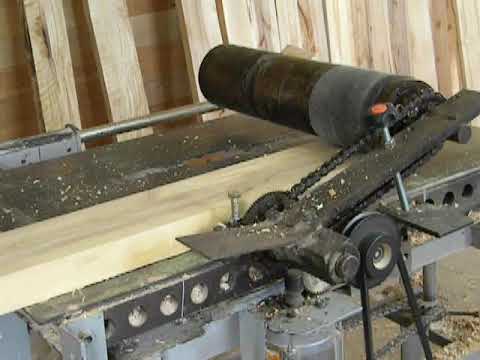 Видео: самодельный строгальный с подачей