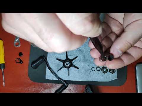 Видео: Лечение Шимановской болезни у Daiwa. Убрать люфт ручки Daiwa Tatula 80