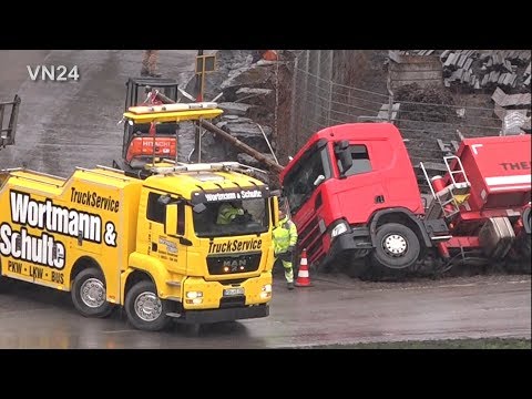 Видео: 10.03.2020 - VN24 - Трактор помогает восстановлению грузовика с помощью лебедки
