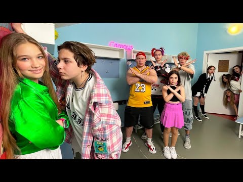 Видео: Камил ЗАГУБИ ПАМЕТТА 😭 KiKiDo Campus Bulgarian забавни видеоклипове