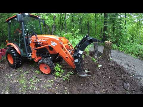 Видео: Можно ли корчевать пни грейфером? Компактный трактор Kubota LX2610. 573. 4K