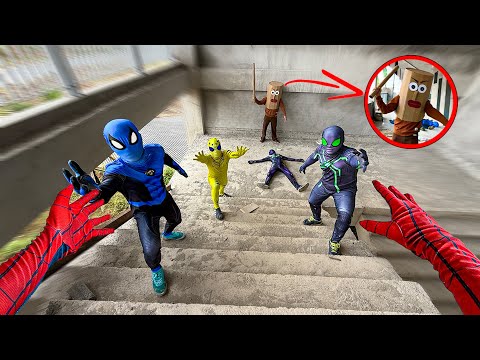 Видео: Тунг Тунг Тунг Сахур против 5 братьев-пауков на заброшенном стадионе (от лица грустной истории)