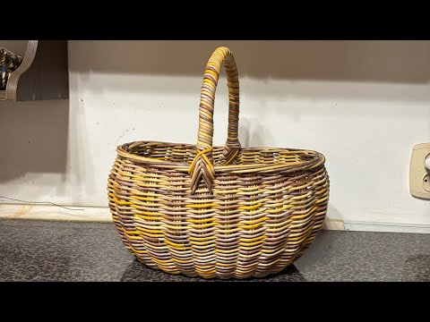 Видео: Классическая плетеная корзина. Надежная и прочная!