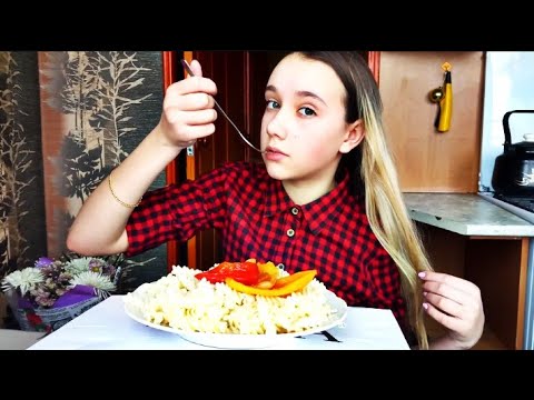 Видео: МУКБАНГ// МАКАРОНЫ С СЫРОМ//СЛАДКИЙ ПЕРЕЦ//ОТВЕТЫ НА ВОПРОСЫ//#мукбанг
