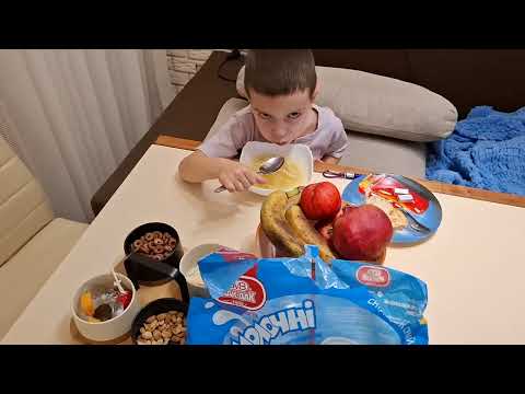 Видео: ЗЕМЛЯ РУХНУЛА З-ПІД НІГ / ПІДЛИВКА З ОПЕНЬКАМИ / СМАЧНЮЩА ВЕЧЕРЯ