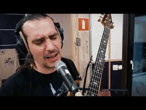 Видео: вдаль по синей воде