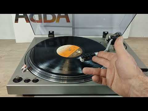 Видео: Проигрыватель винила Technics SL-1600. Made in Japan. ИДЕАЛ.