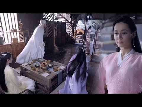 Видео: Император наконец узнал Фэн Цзю и повернулся, чтобы преследовать ее.