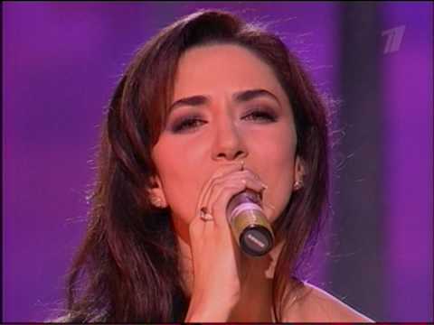 Видео: Зара - Эта женщина в окне