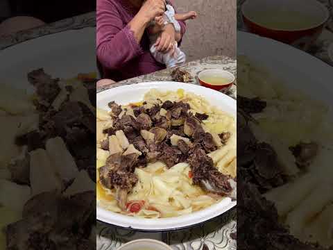 Видео: Как приготовить бешбармак. #cooking #beshbarmoq #beshbarmak #meat #pilav