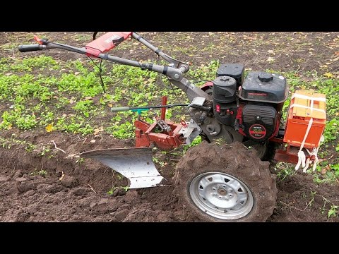 Видео: Пашем огород мотоблоком Вейма. Про мій плуг Zirka-61 (ПЛ9)
