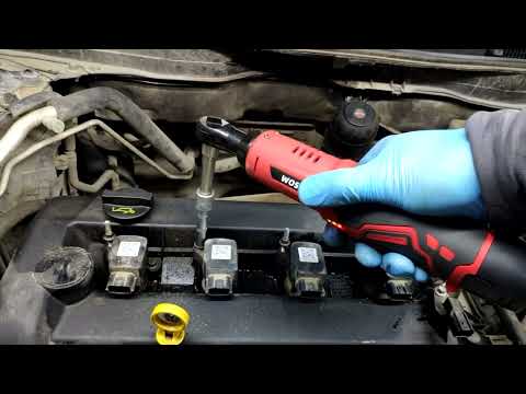 Видео: Чуть не попал на снятие ГБЦ  Замена прокладки клапанной крышки Мазда 6