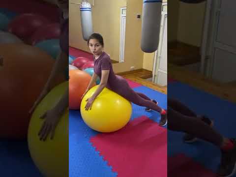 Видео: Фитбол: на что нужно обратить внимание при выборе инвентаря в фитнес клубе