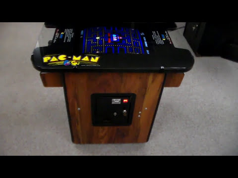 Видео: Винтажный игровой автомат Pac-Man 1980 года выпуска — милая маленькая машинка для выживания!