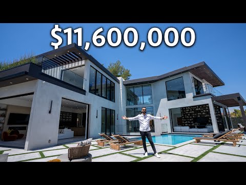 Видео: Внутри современного особняка в Бел-Эйр с открытым атриумом