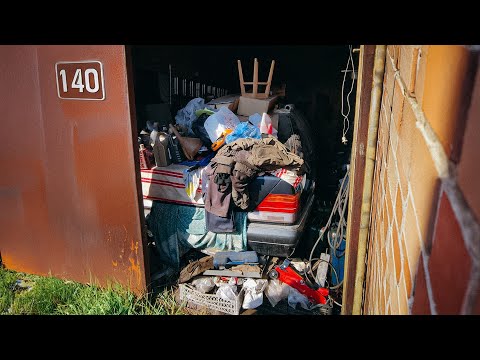 Видео: КАПСУЛА ВРЕМЕНИ! Откопали кабана в гараже…🐗
