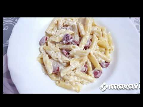 Видео: Макароны с сосисками в сливочном соусе. Сытный ужин. Pasta con salchichas