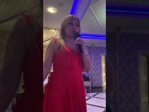 Видео: От мамы дочери. Трогательно.