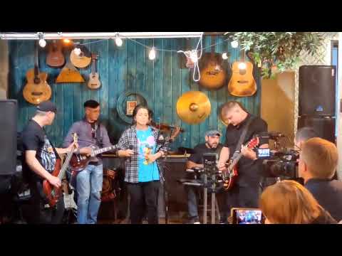 Видео: УшиГорбУши (УГУ) - Женькина песня