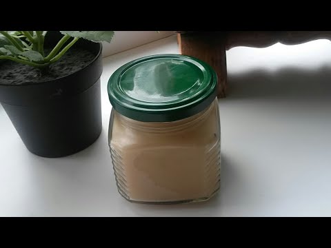 Видео: Эффективная мазь от трещин на пятках.