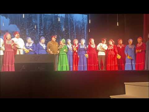 Видео: Старый клён из фильма "Девчата". Народный хор Ветеранов Таганрога 