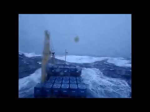 Видео: ЭТО МОРЕ НАС С ТОБОЙ КАЧАЛО