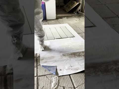 Видео: Напыляемая система ППУ - INOV DonSpray 502 в работе.