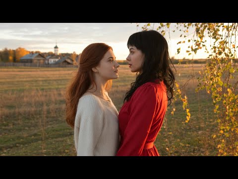 Видео: Она хотела простую свадьбу — но её невеста превратила всё в шоу