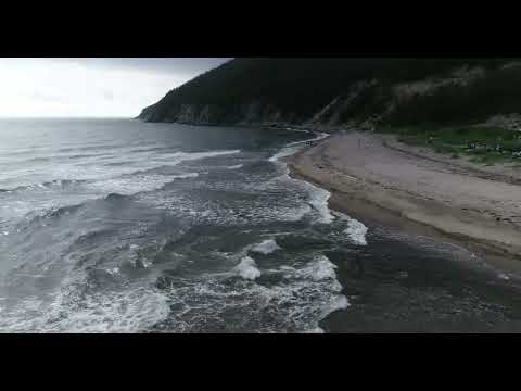 Видео: Магадан 2025 полет 1 по берегу бухты район реки Окса от 19 июля DJI 0255