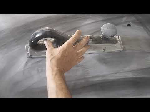 Видео: Подготовка грунтованной поверхности к покраске!