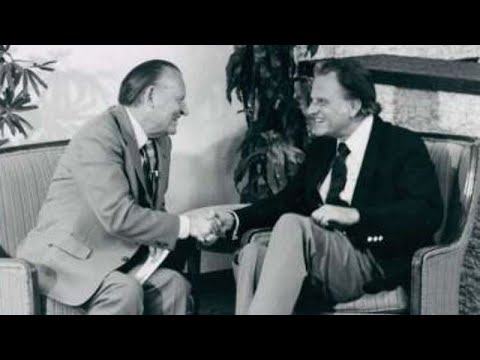 Видео: Интервью Билли Грэма с Лестером Самраллом (РЕДКОЕ)