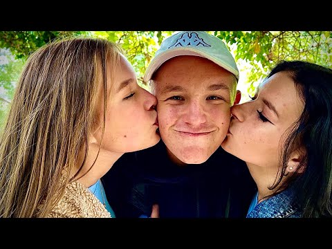 Видео: ЦЕЛУЕМСЯ ПО-НАСТОЯЩЕМУ 😮