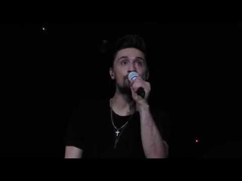 Видео: Дима Билан - Не отрекаются любя (Пермь, 30.10.2015)