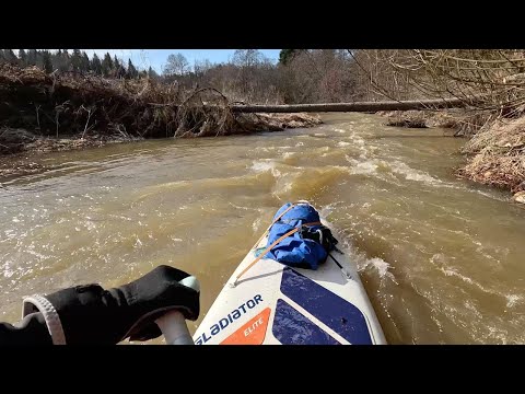 Видео: Весенний сплав по реке Волгуша в половодье