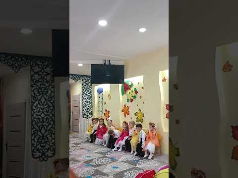 Видео: Утренник моей клубнички