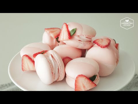 Видео: Рецепт очаровательных розовых макарон с клубникой | Угощение на День святого Валентина