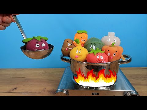 Видео: Что если сварить борщ из стретч-игрушек овощей Borsch?