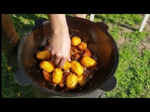 Видео: Казан кебаб из свинины в казане.