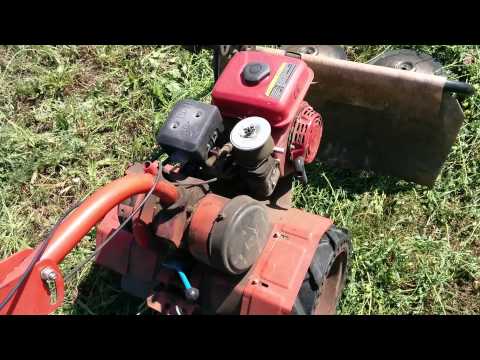 Видео: Мотоблок Салют и сенокосилка Заря.
