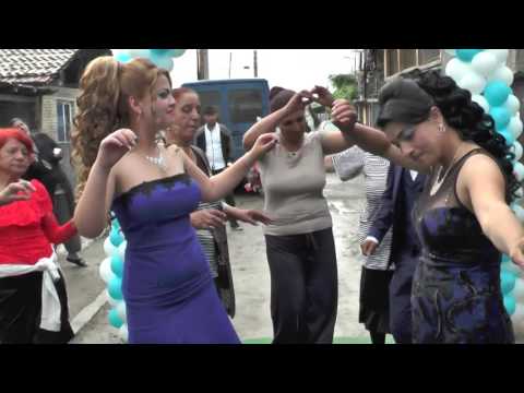 Видео: AБИТУРЕНСКИ БАЛ НА АСЕН БРАЦИГОВО ЧАСТ 2