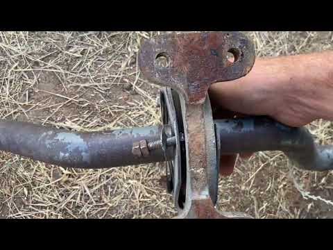 Видео: Соломотряс. Замена гнутого вала
