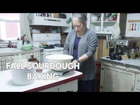 Видео: Выпечка на закваске дома: рецепт хлеба-однозернянки с чесночными булочками