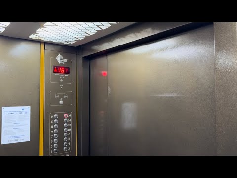 Видео: ⬛🟨Чёрно-жёлтые лифты СПбЛЗ ≈2011 г. | г. Санкт-Петербург, ул. Кораблестроителей, 42к1